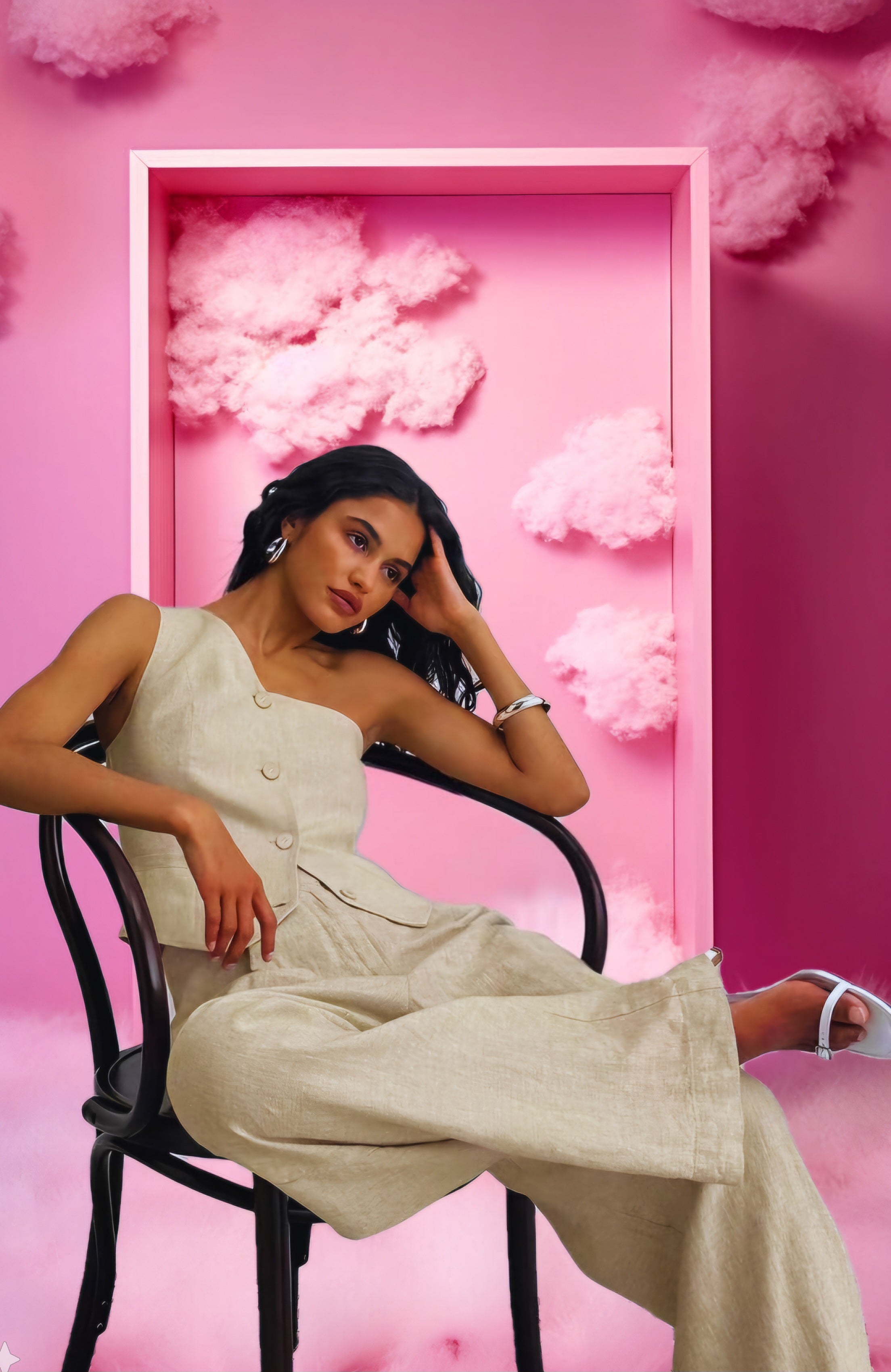https://www.loreen.bg/products/%D0%B4%D0%B0%D0%BC%D1%81%D0%BA%D0%B8-%D0%BA%D0%BE%D0%BC%D0%BF%D0%BB%D0%B5%D0%BA%D1%82-hanna?ose=false